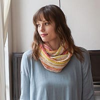 Knit Picks Podcast, Episode 260: Handsome Handpaints - Vitta Cowl knitting pattern in Chroma Fingering and Hawthorne Speckle