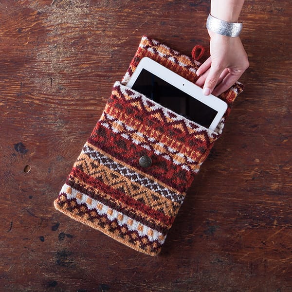 Fireside Tablet Cover from knitpicks.com