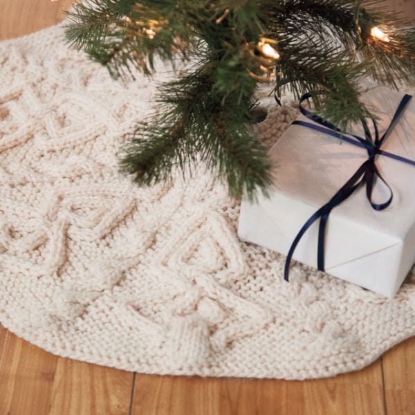  Tannenbaum Tree Skirt from Knit Picks