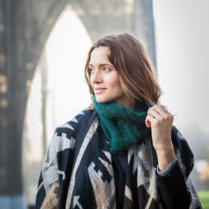 Knit Picks Zagged Cowl