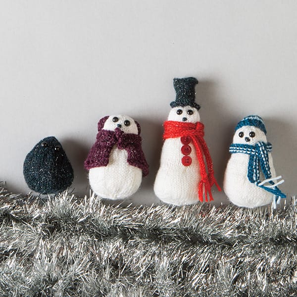 Quick Holiday Gifts - Coal vs Snowpeople from Knit Picks