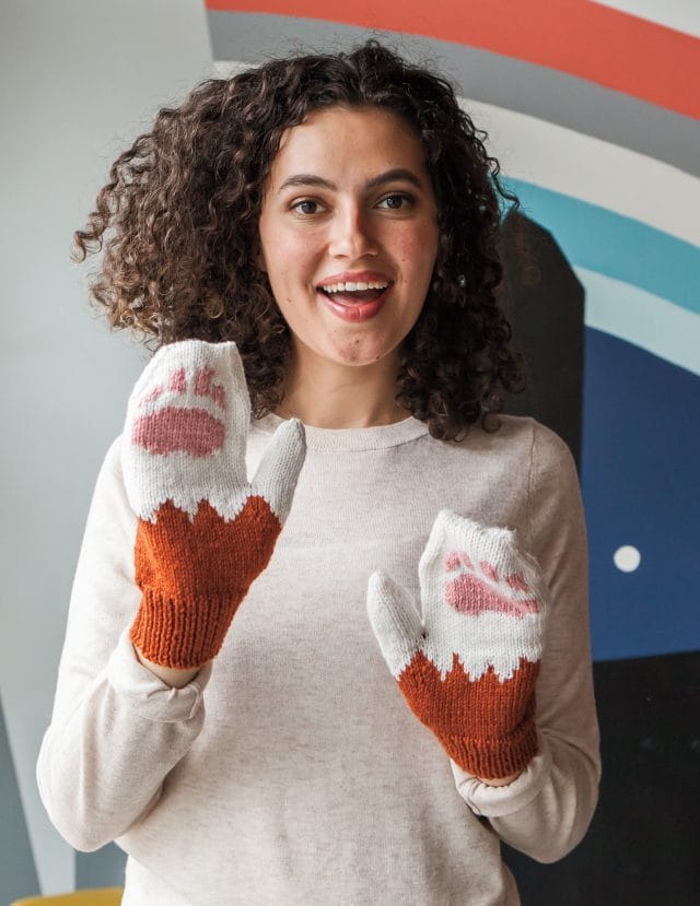 Kitty Mitties mittens with cat paws