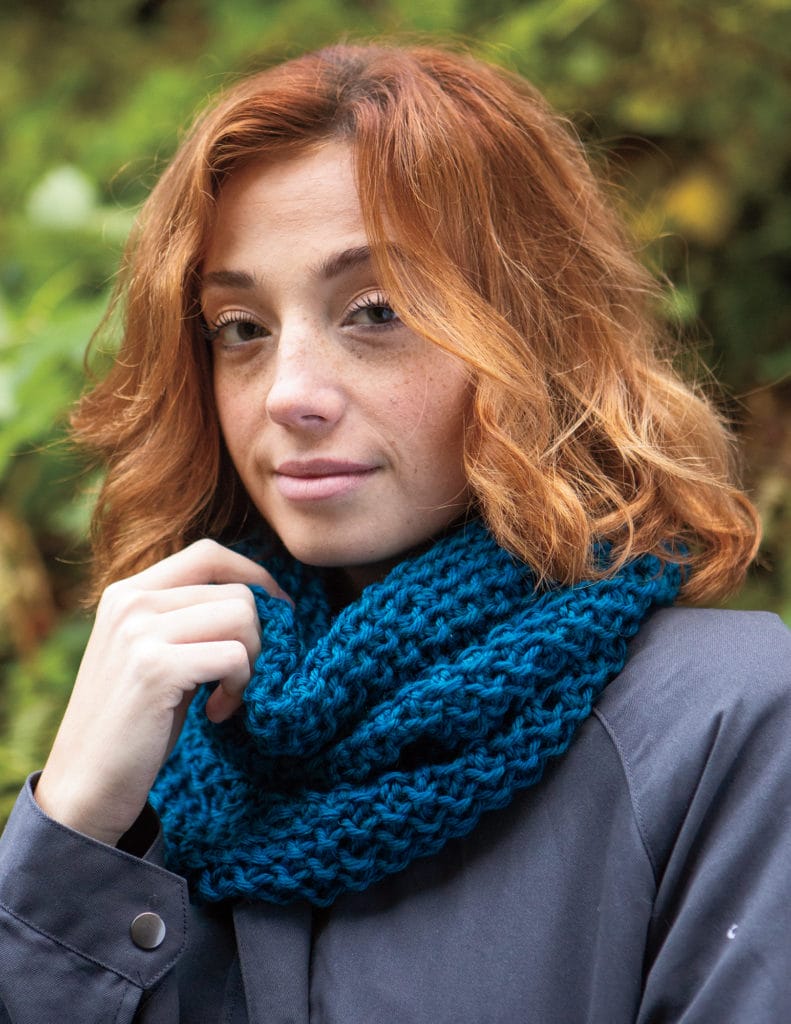 Seed Stitch Cowl free pattern