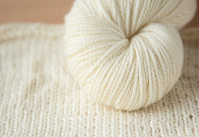 Perfect for light garments and accessories, Bare Hawthorne DK employs the same classic high twist of other Hawthorne yarns, giving it the bounce and resilience Hawthorne is known for.
