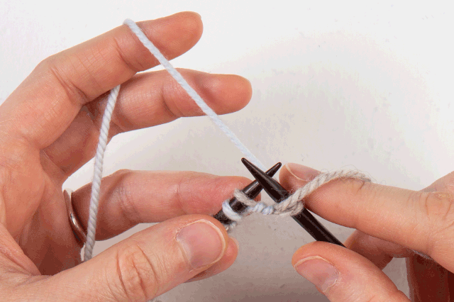 working first purl stitch of first setup row