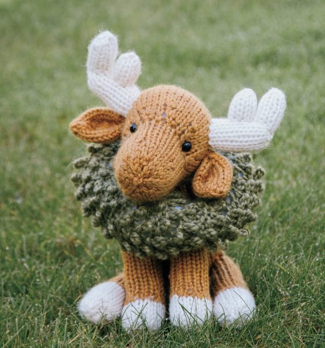 Juniper Moose: a knitted moose pattern from KnitPicks.com
