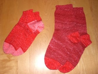 Max and Dasha's red socks